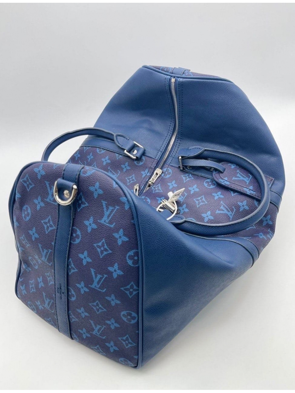 Сумка Louis Vuitton